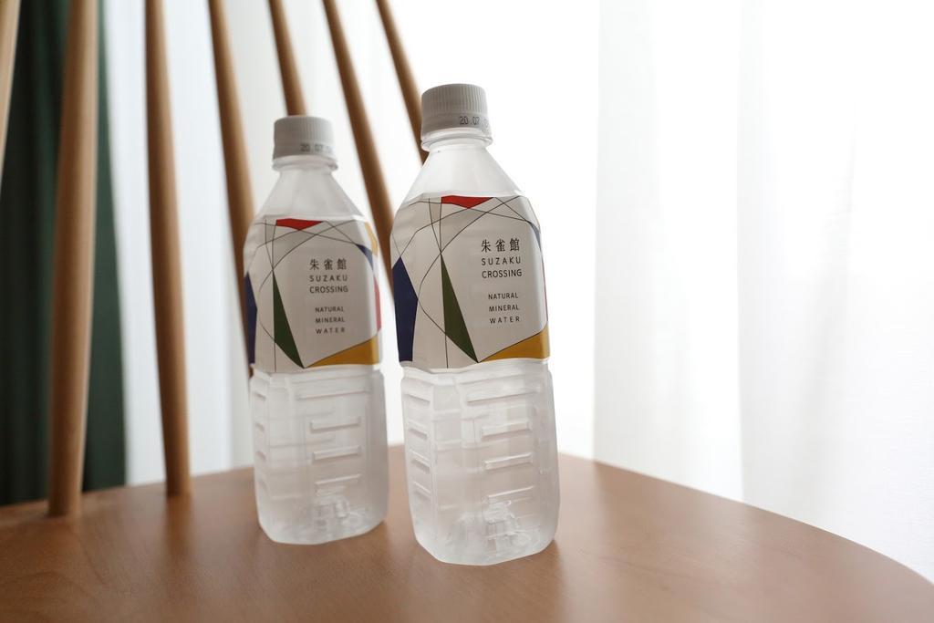 Suzakukan Suzaku Crossing Kyoto Exterior photo Bottled water